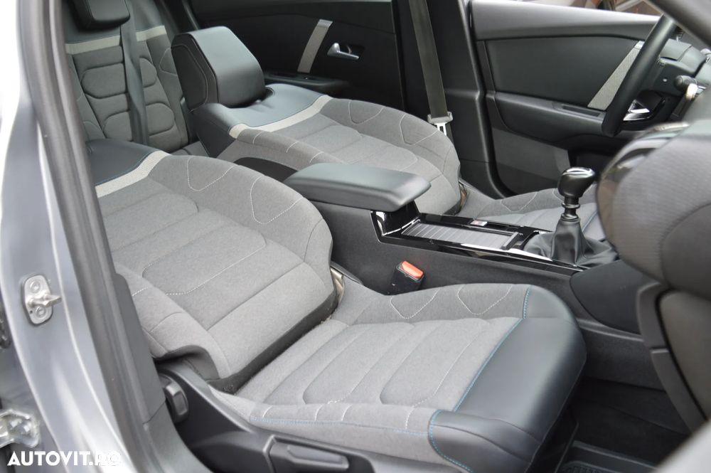 Citroën C4 1.2 PureTech 130 S&S BVM6 YOU - 13