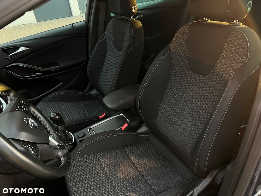 Opel Astra 1.4 T GPF Dynamic S&S - 20