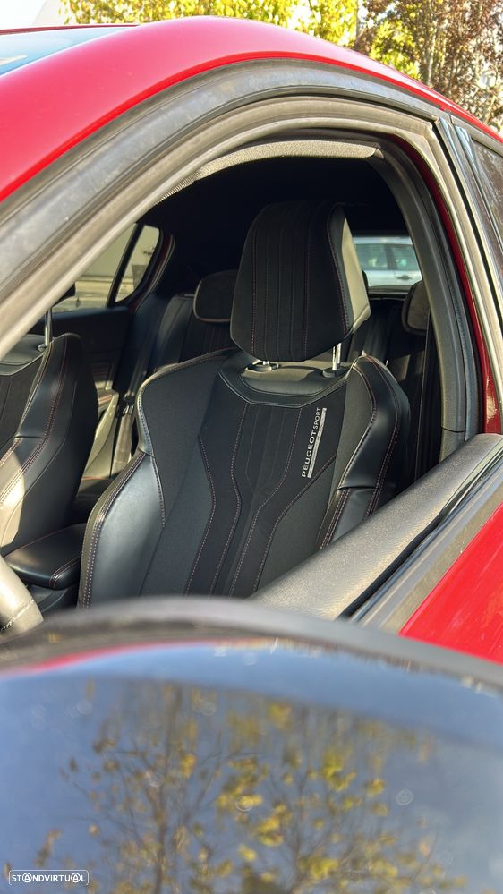 Peugeot 308 1.6 e-THP GTi - 5