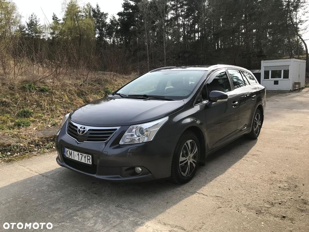 Toyota Avensis - 3