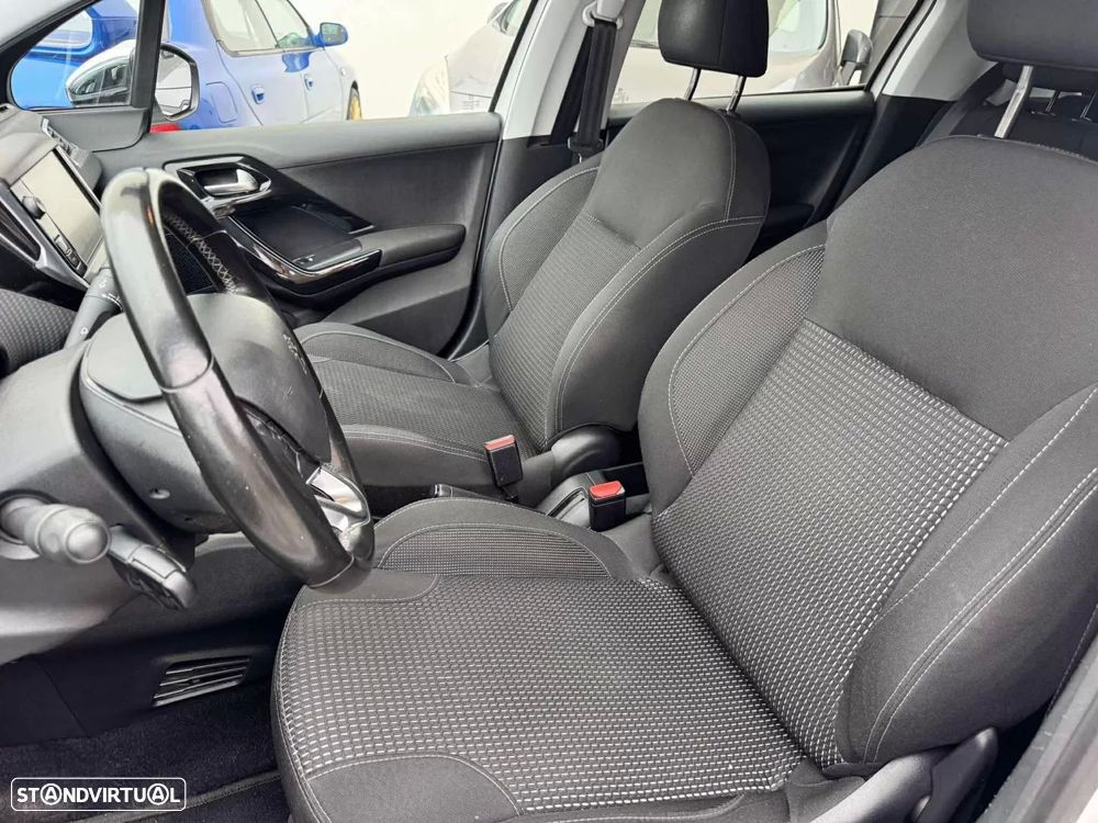 Peugeot 208 1.6 BlueHDi Allure - 16