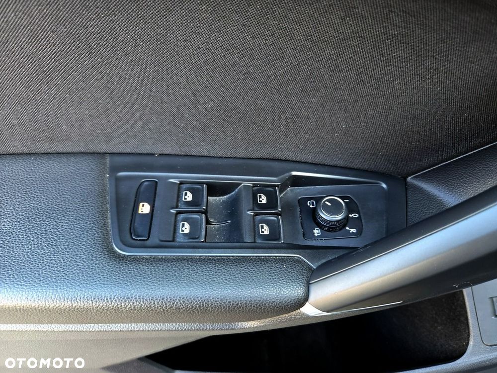 Volkswagen Tiguan Allspace - 16
