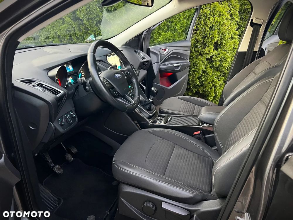 Ford Kuga 1.5 EcoBoost 2x4 Cool & Connect - 26
