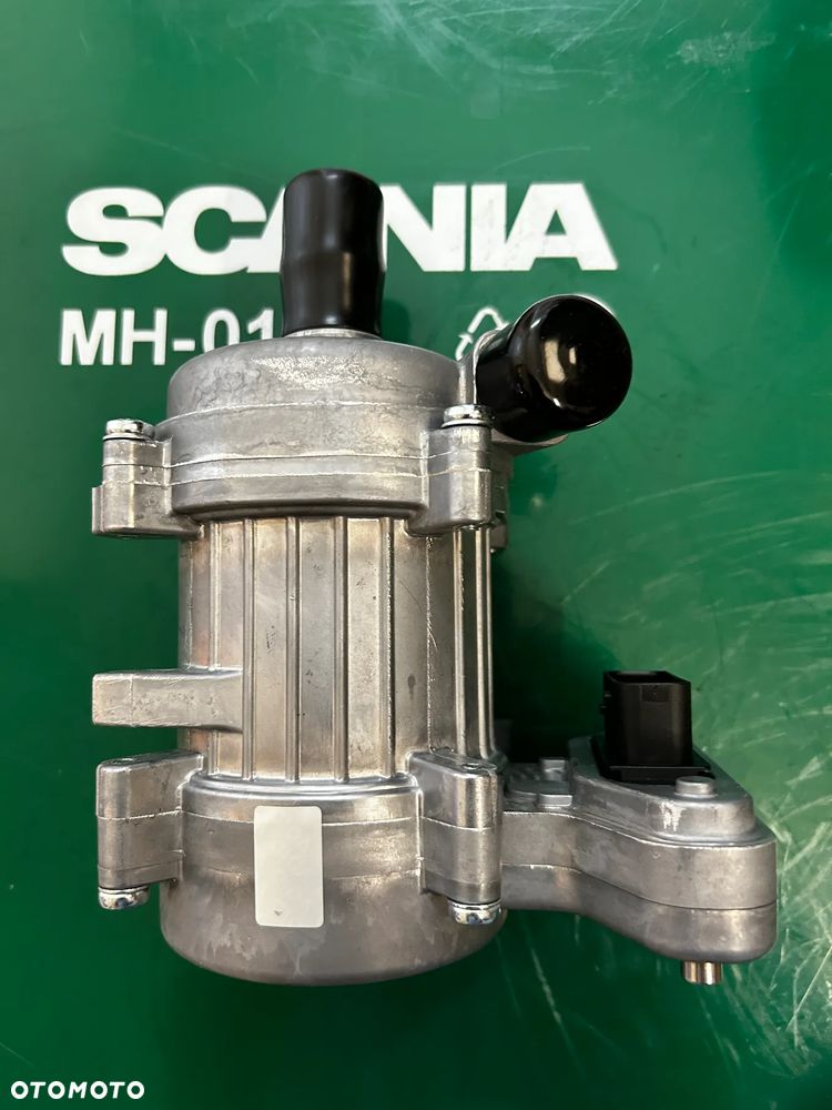 Scania NGS Elektryczna pompy wody 3015008 - 2