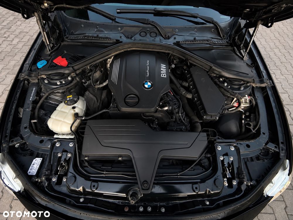 BMW Seria 3 316d - 12