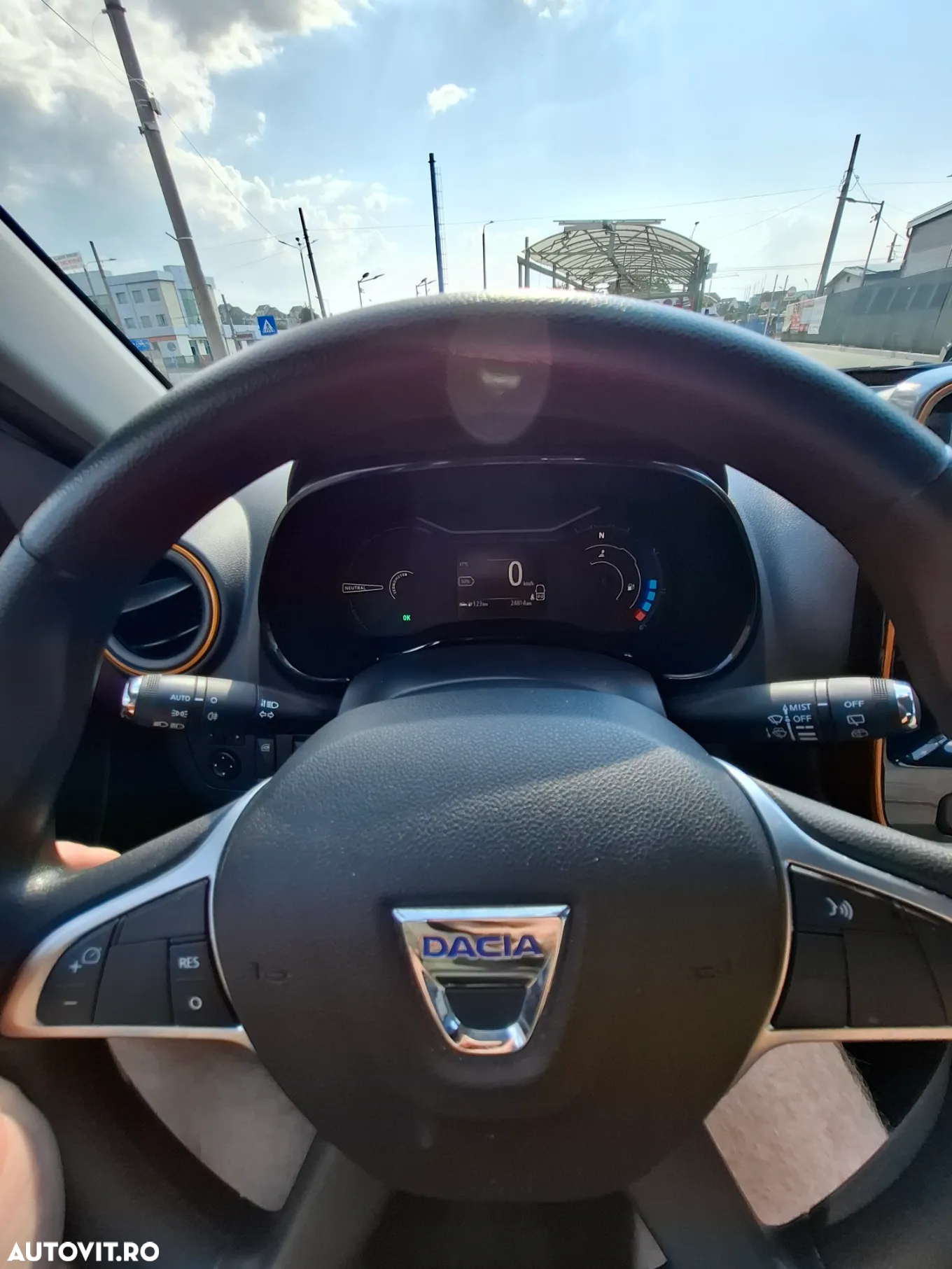 Dacia Spring - 9