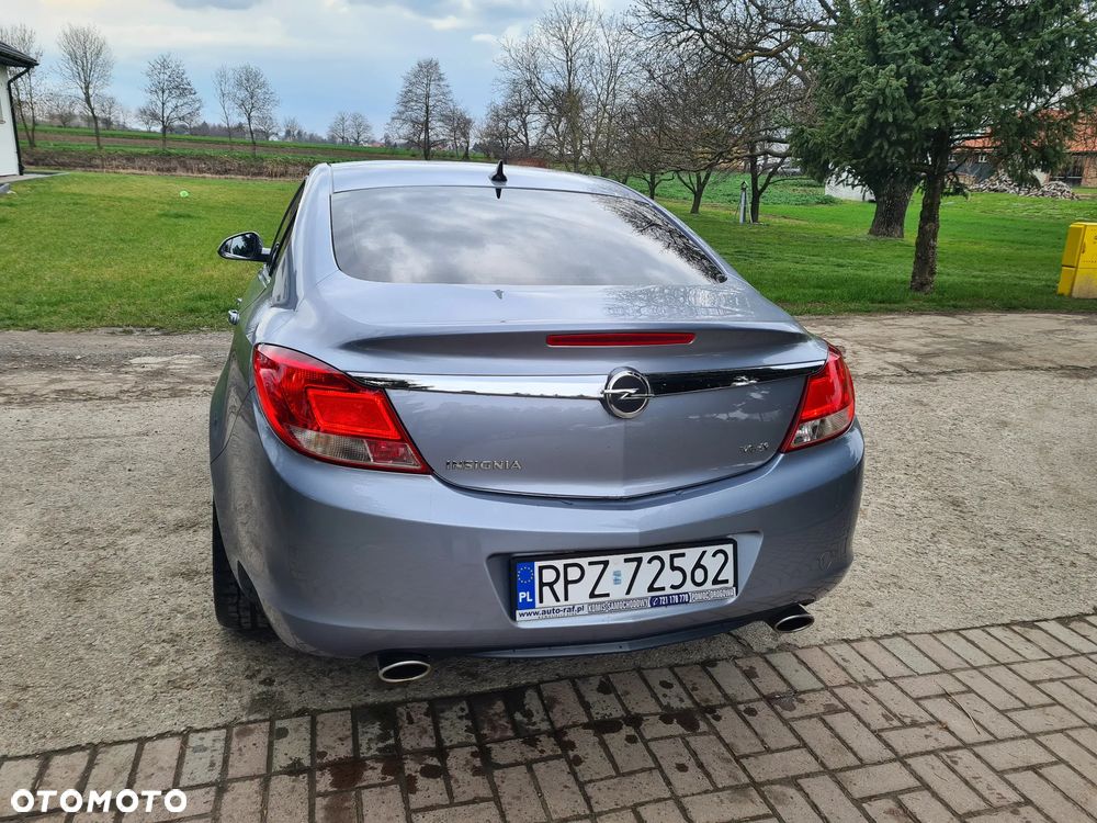 Opel Insignia - 10