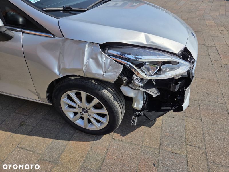 Ford Fiesta 1.5 TDCi S&S TITANIUM - 10