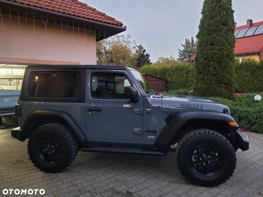 Jeep Wrangler - 5