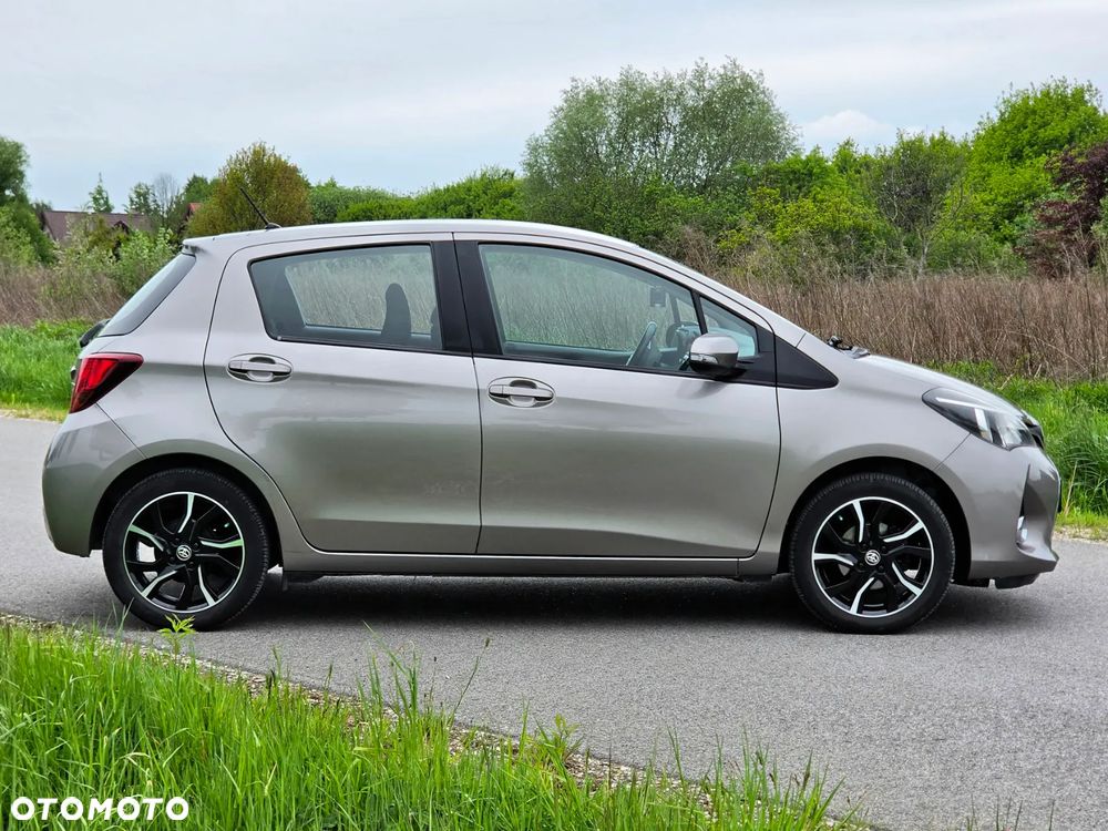 Toyota Yaris 1.33 Active EU6 - 4