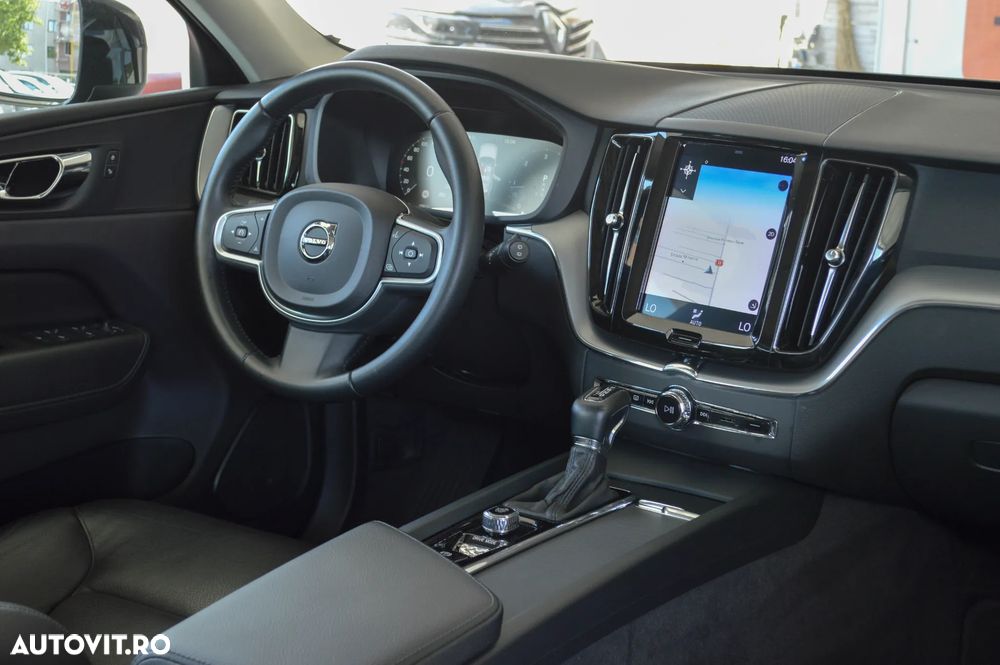Volvo XC 60 D4 AWD Geartronic Momentum - 5