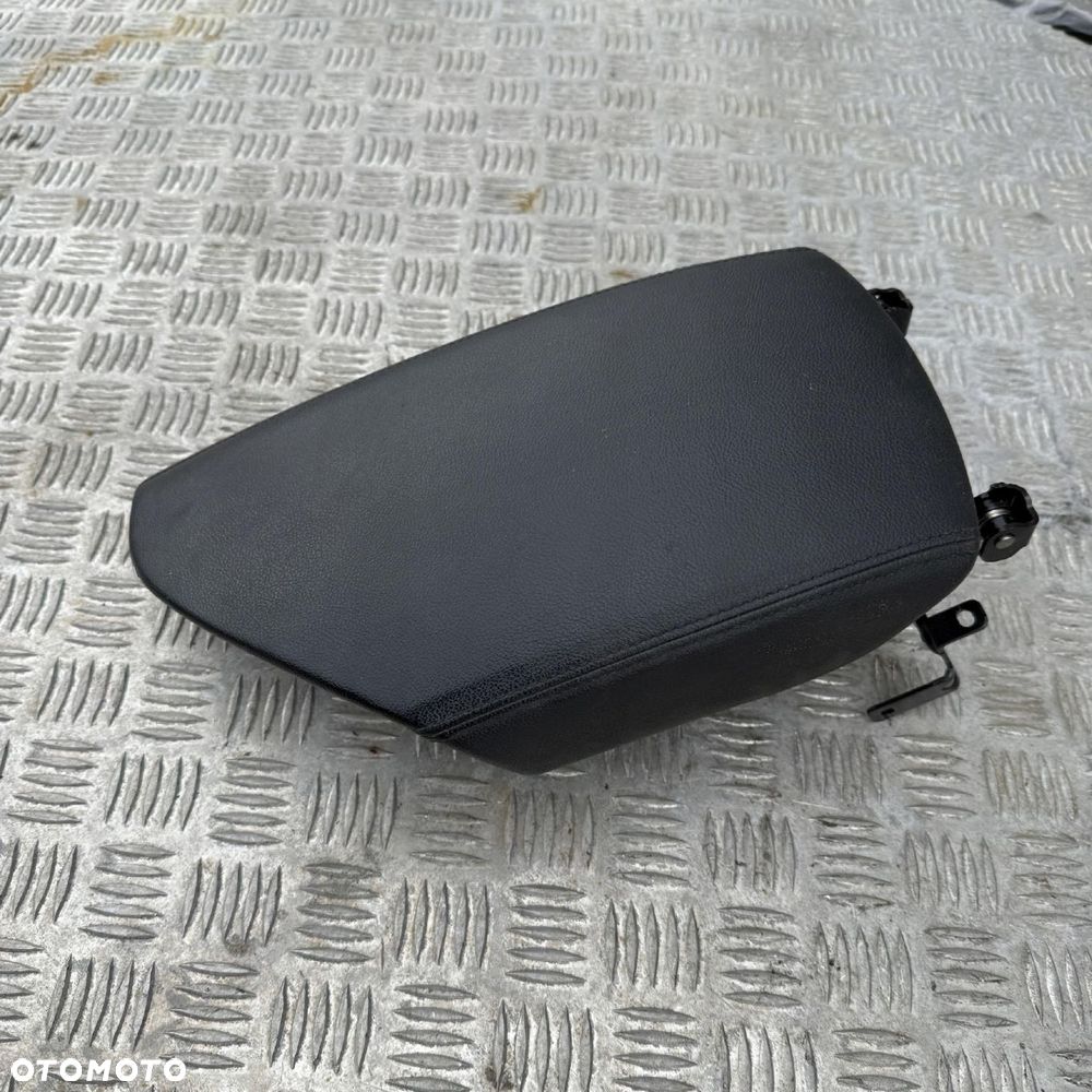 Podłokietnik Hyundai I40 - 2