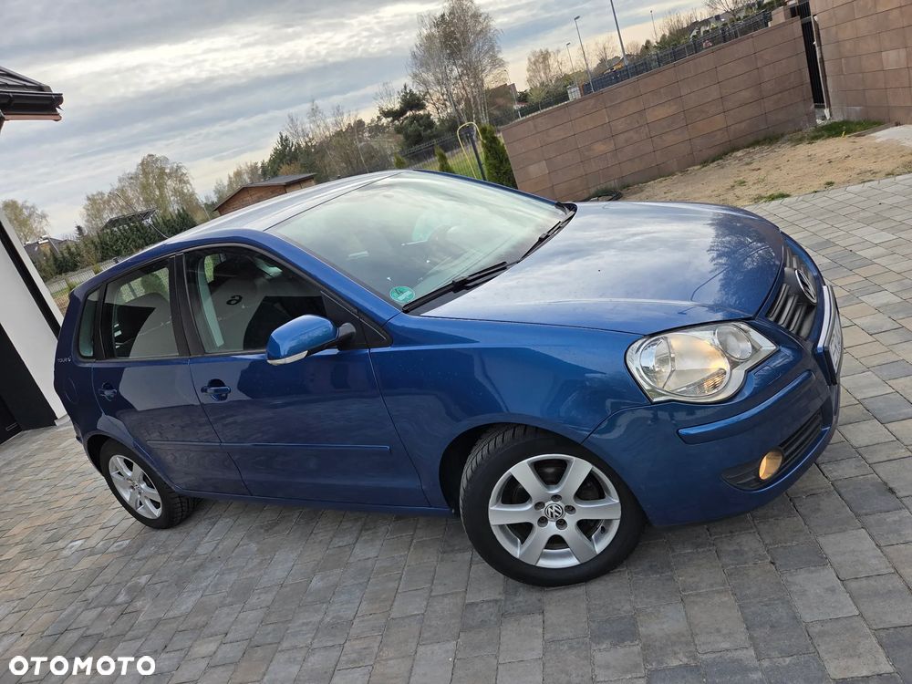 Volkswagen Polo - 1
