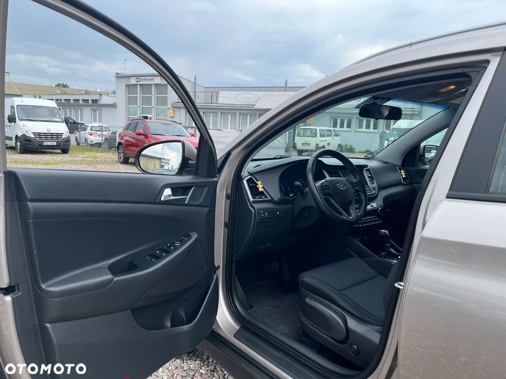 Hyundai Tucson - 16