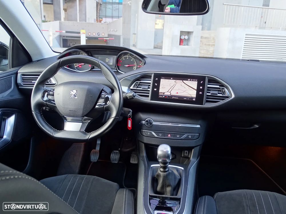 Peugeot 308 SW 1.5 BlueHDi Allure - 19