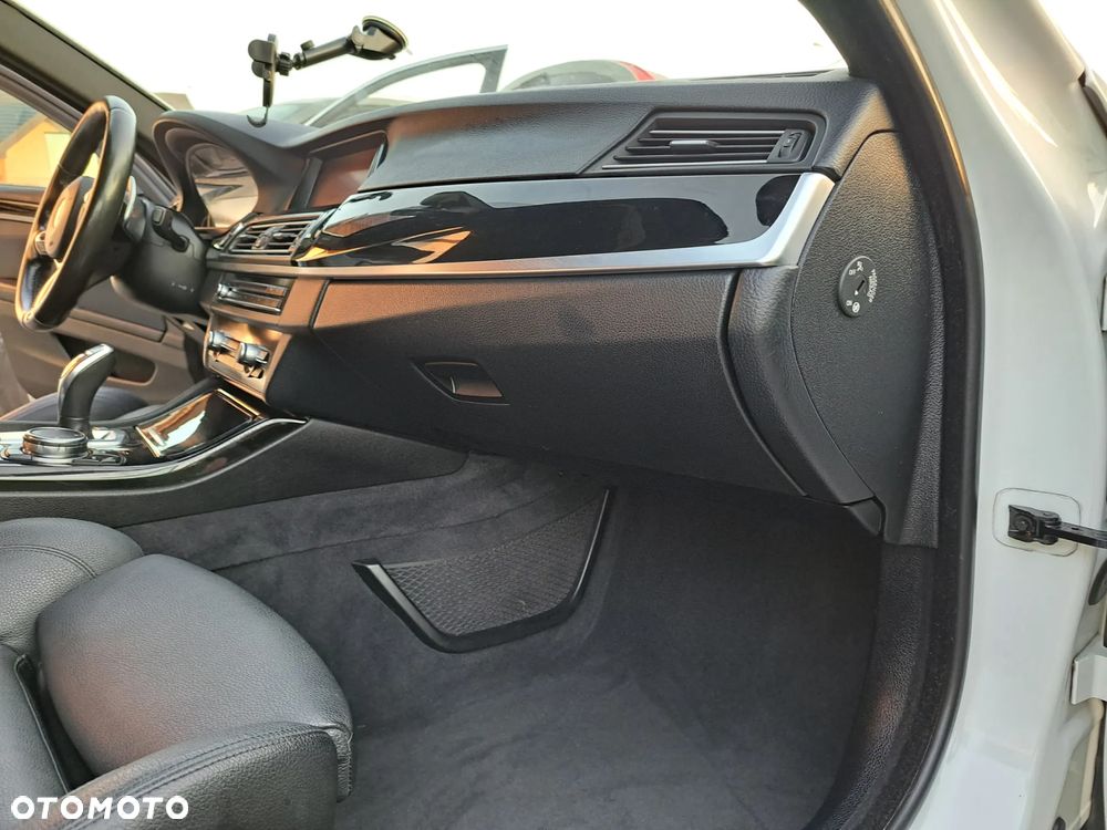 BMW Seria 5 - 13