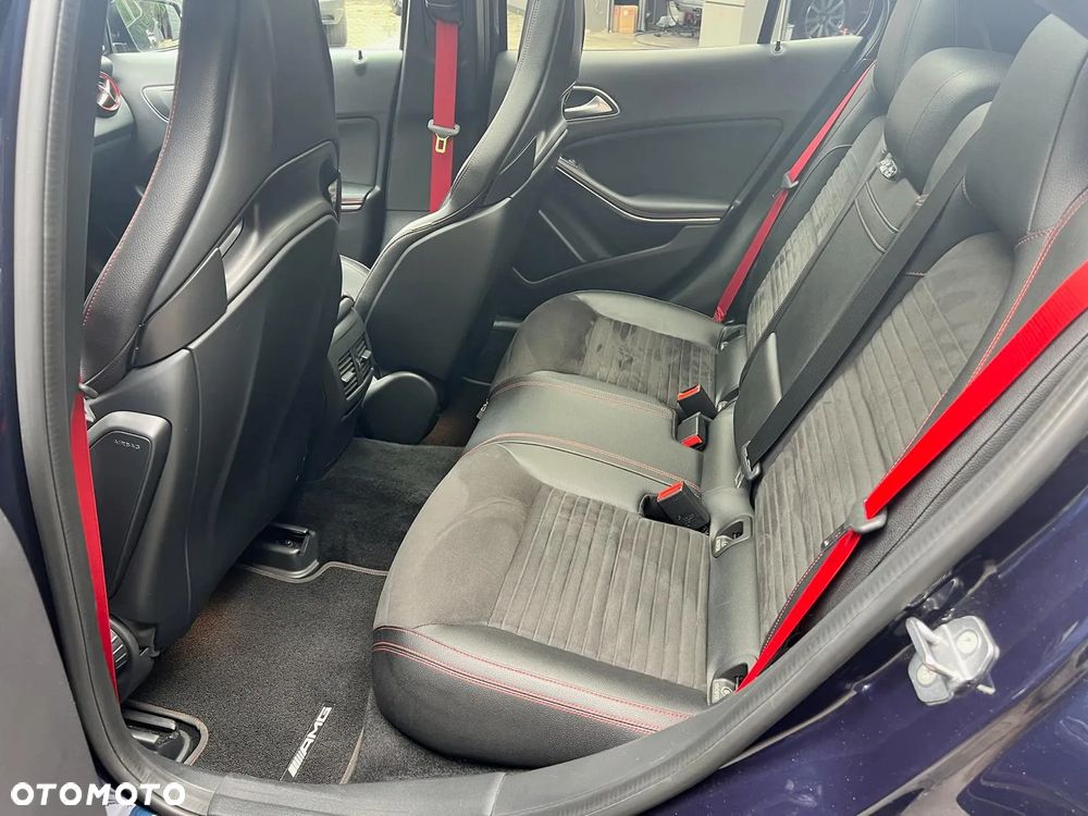 Mercedes-Benz GLA AMG 45 4-Matic - 9