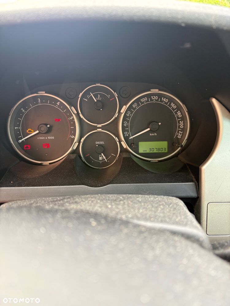 Land Rover Freelander 2.0 D - 9