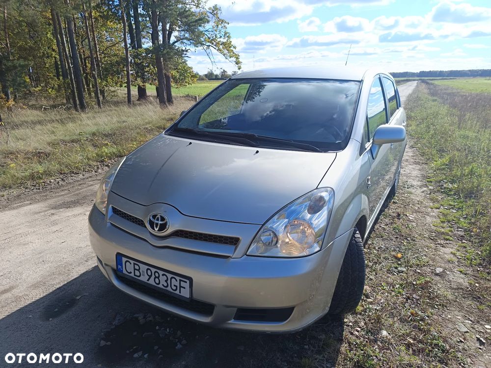 Toyota Corolla Verso - 13