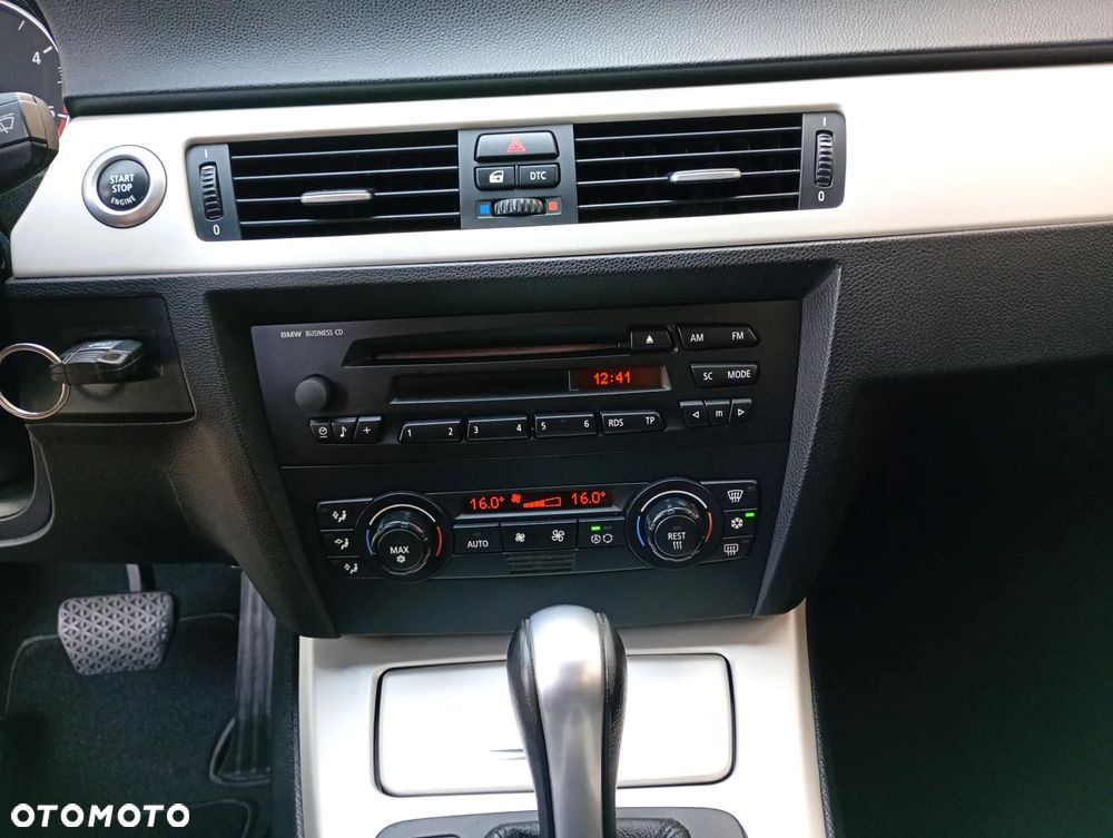 BMW Seria 3 320d DPF Edition Fleet Exclusive - 10