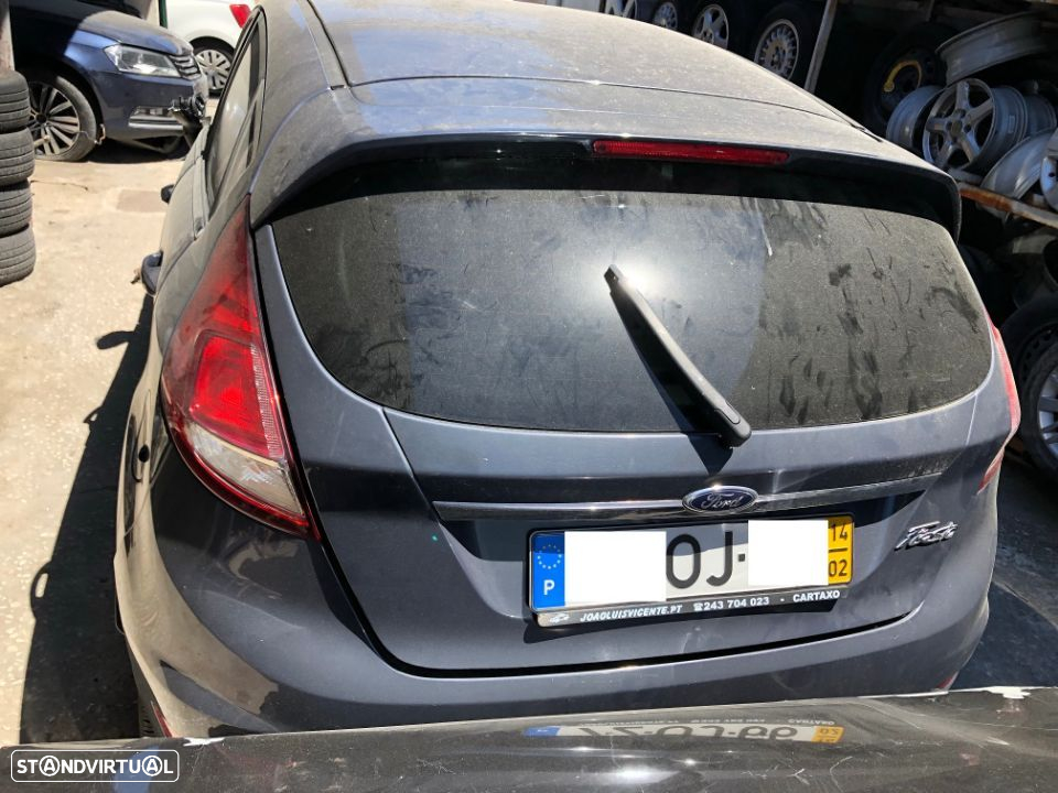 Ford Fiesta Mk6 JA8 1.5 TDCI de 2014 para peças ou inteiro - 4