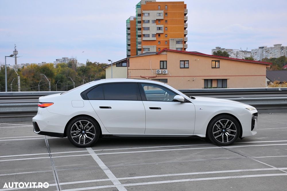 BMW Seria 7 - 5