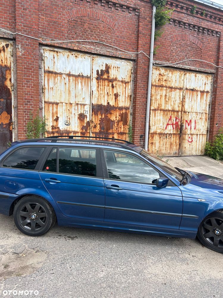 BMW Seria 3 318i - 6
