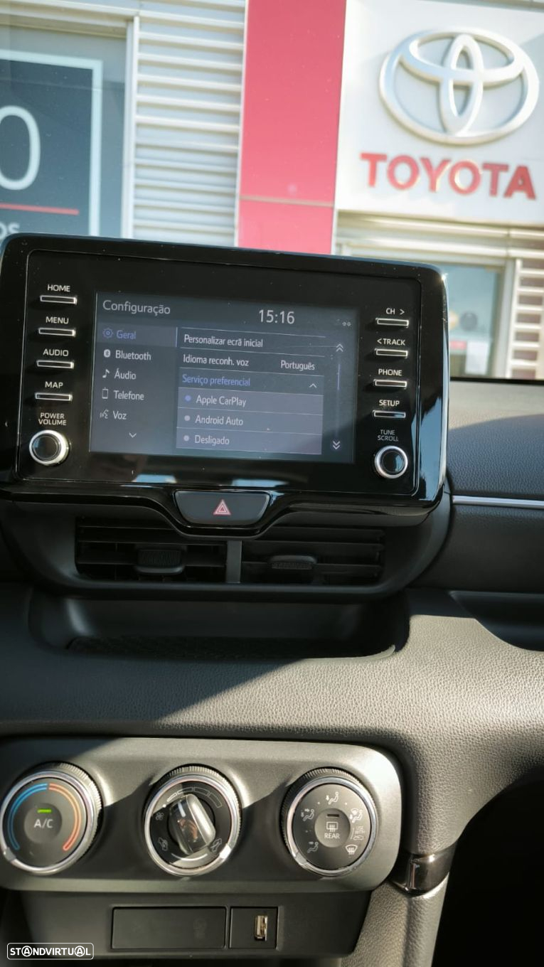 Toyota Yaris - 16