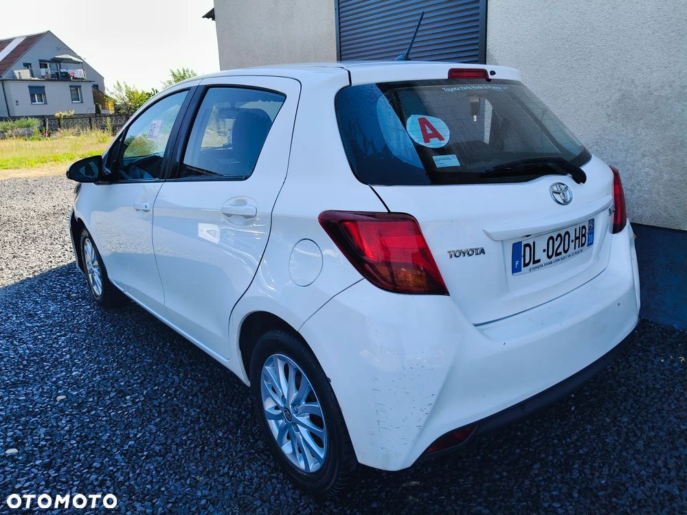 Toyota Yaris - 4