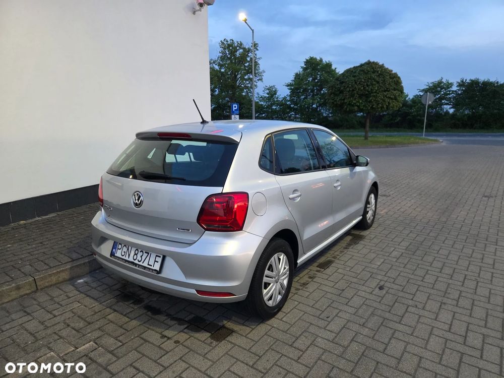 Volkswagen Polo 1.0 (Blue Motion Technology) Comfortline - 23
