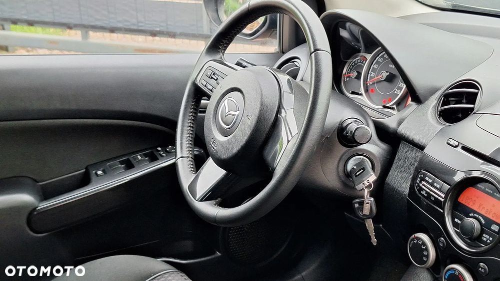 Mazda 2 - 14