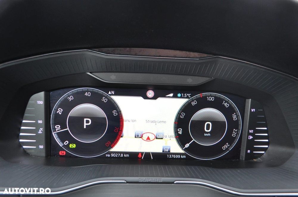 Skoda Superb 2.0 TSI DSG Style - 7