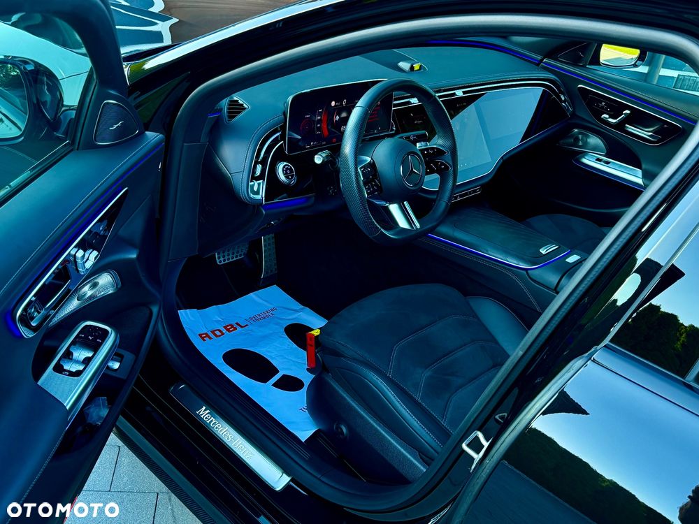Mercedes-Benz Klasa E 220 d mHEV 4-Matic AMG 9G-Tronic - 5