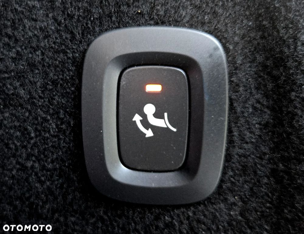 Volvo XC 60 B4 D Geartronic Momentum Pro - 34