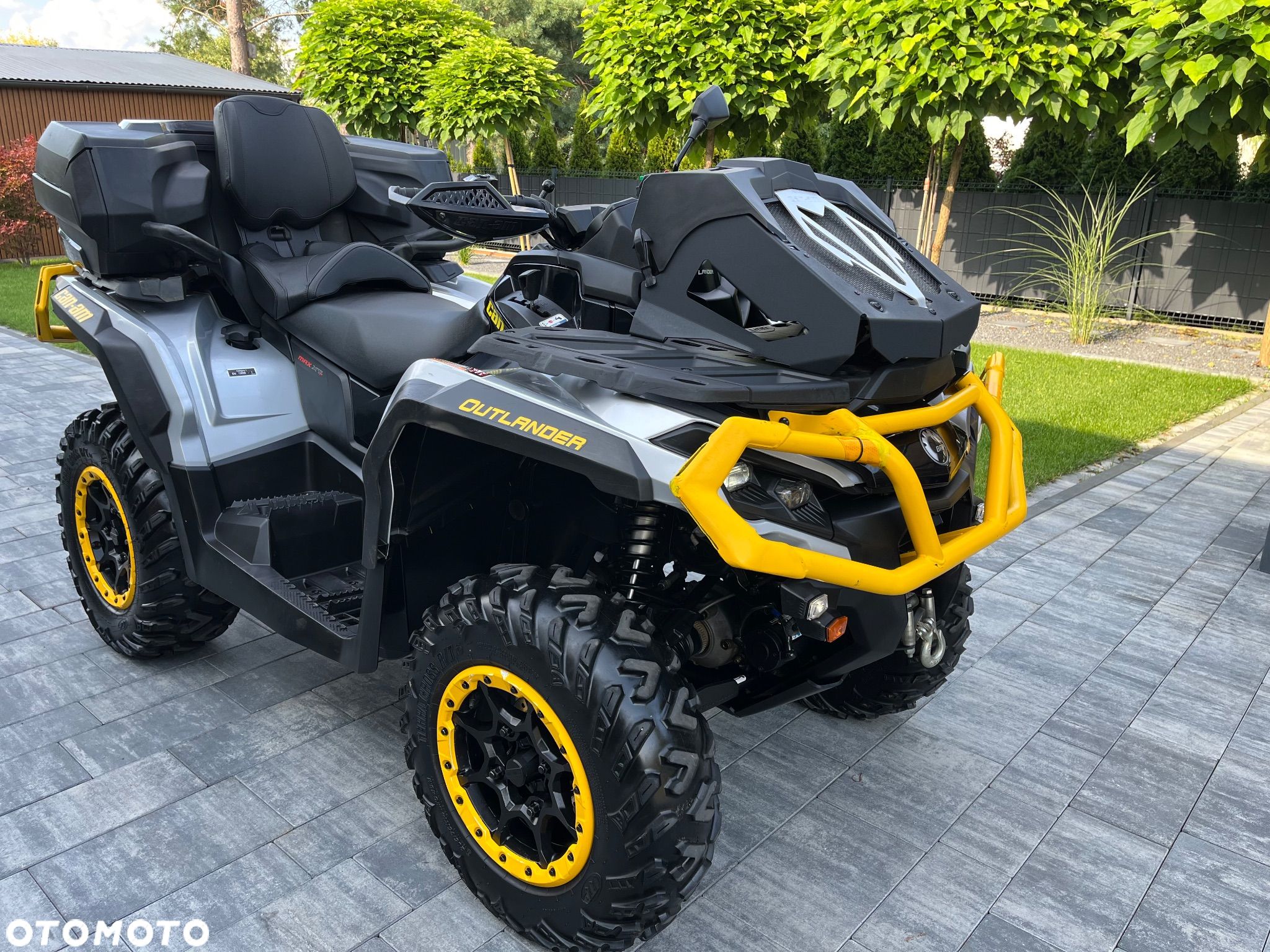 Can-Am Outlander Max
