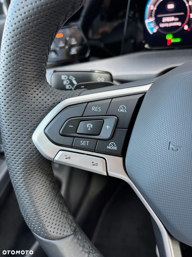 Volkswagen Golf Variant - 22