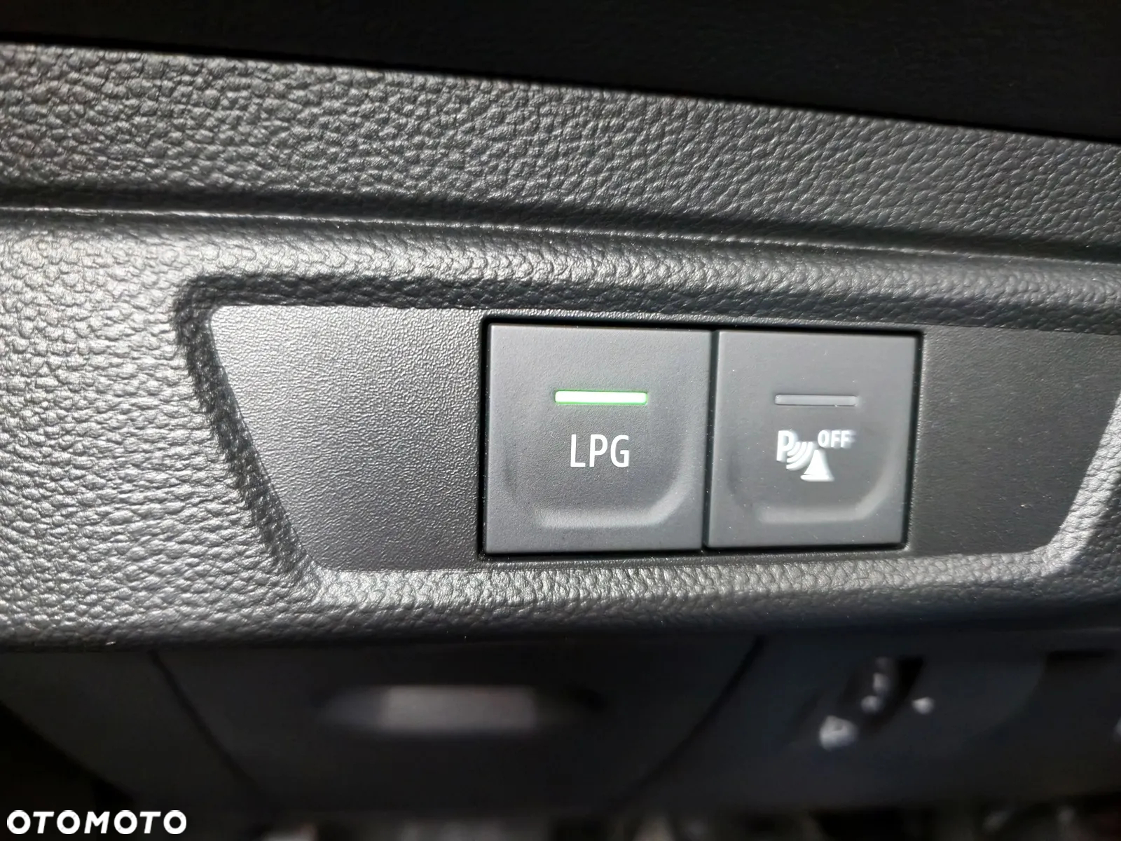 Dacia Logan - 8