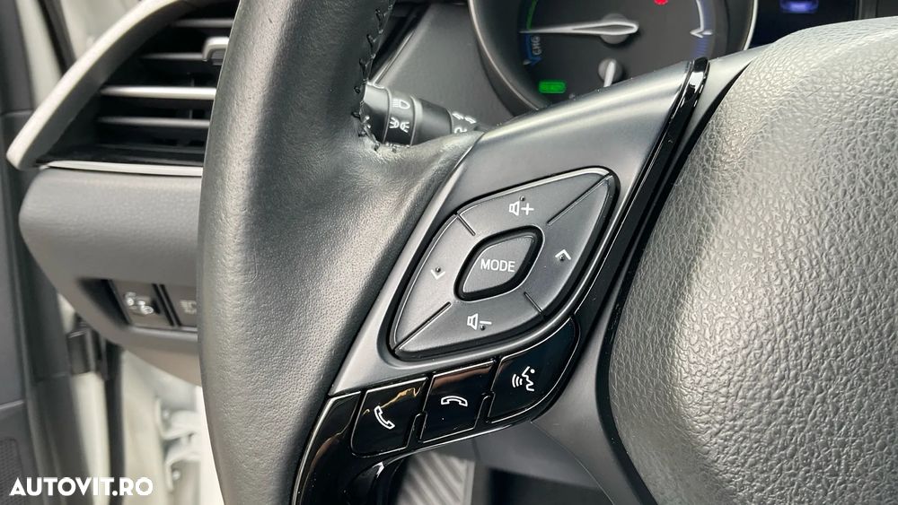 Toyota C-HR 1.8 HSD 122 CP 4x2 CVT Core - 32