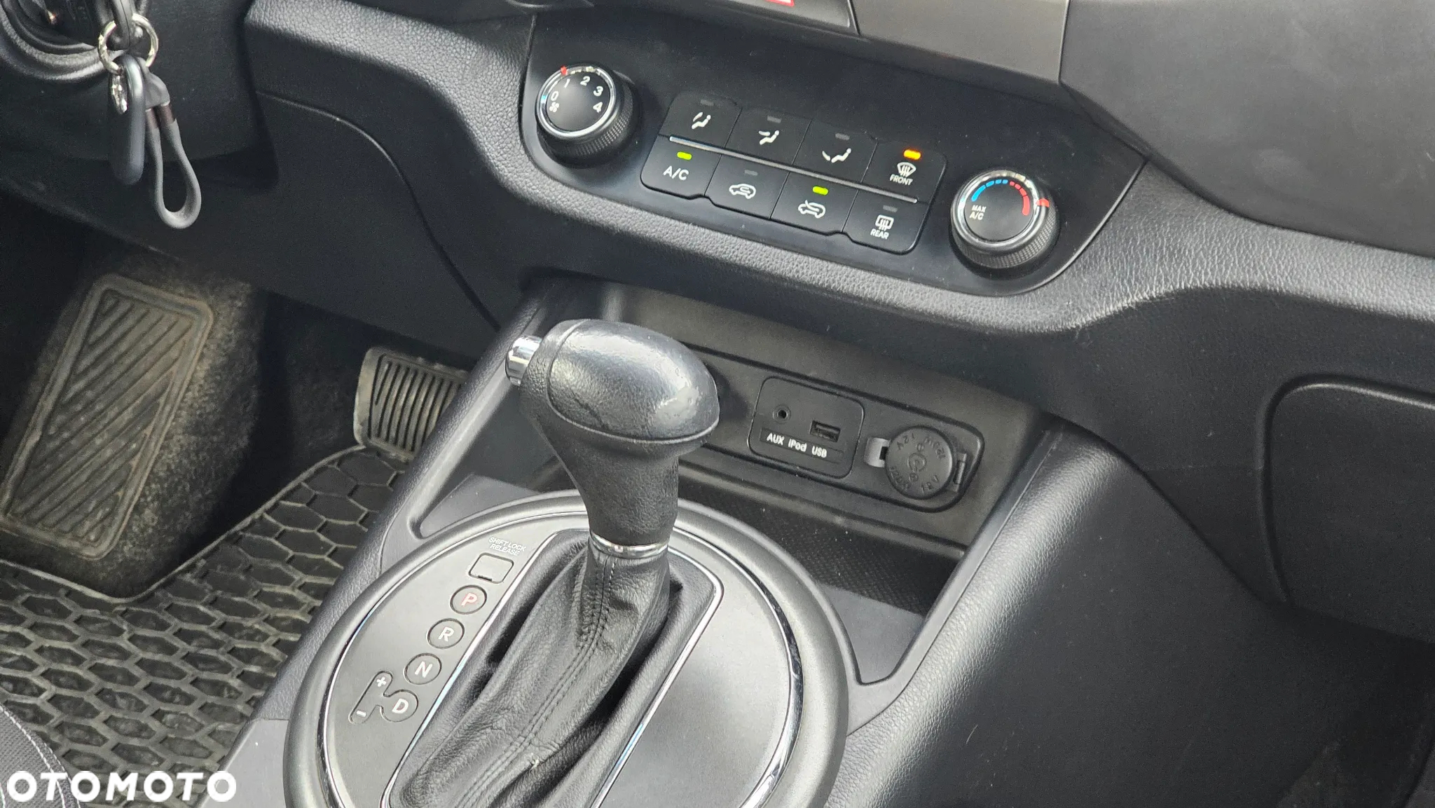Kia Sportage 2.0 L 2WD - 20