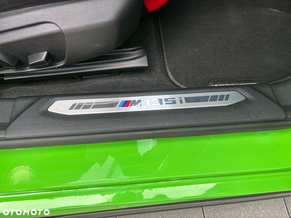 BMW 1M - 16