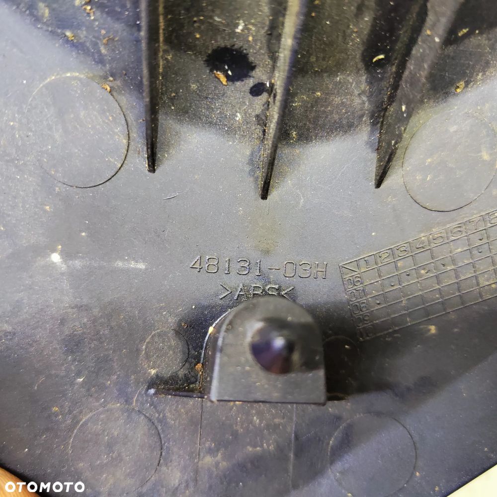 Krawat, nosek, czacha, czasza, owiewka, osłona przód Suzuki UH 125 UH125 Burgman 125 - 16