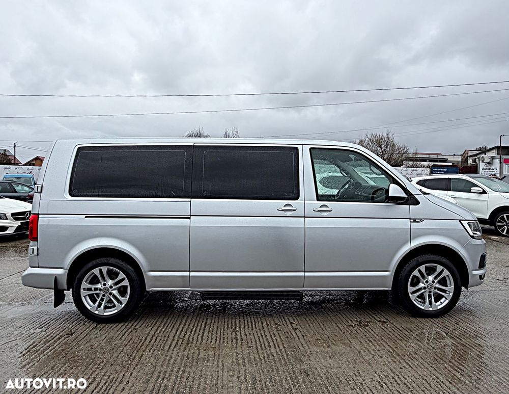 Volkswagen Caravelle KR Comfortline DSG - 9