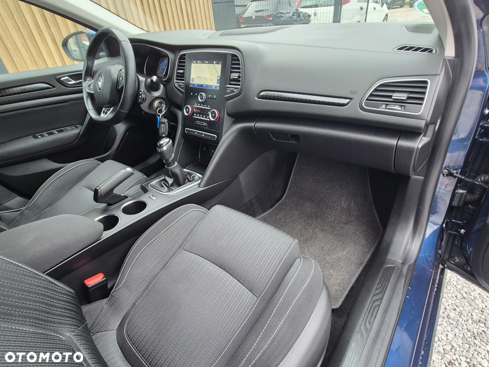 Renault Megane ENERGY TCe 100 EXPERIENCE - 34
