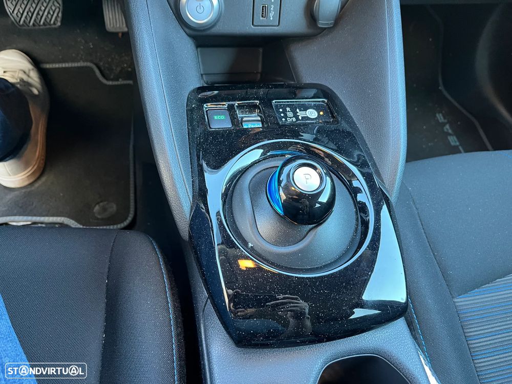 Nissan Leaf N-Connecta - 14