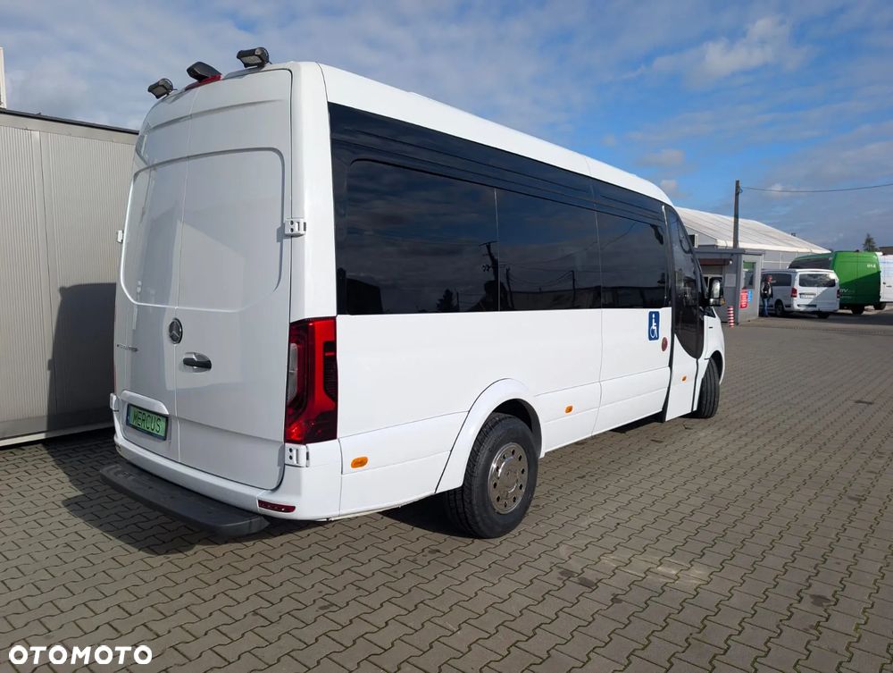 Mercedes-Benz eSprinter - 6