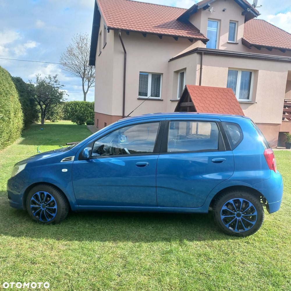 Chevrolet Aveo - 17