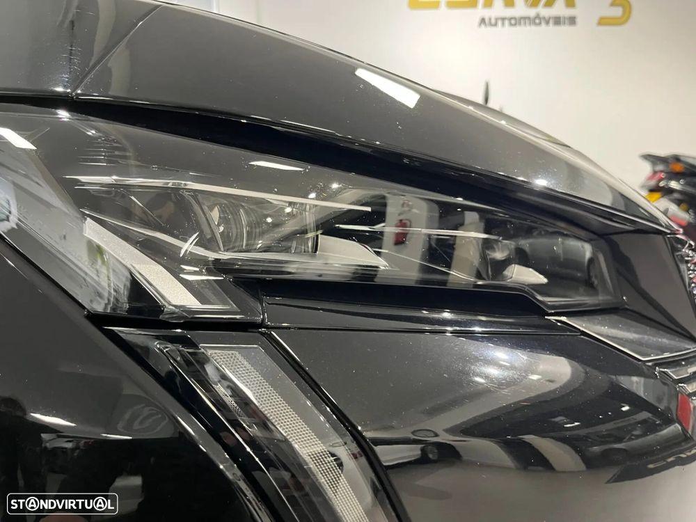 Peugeot 308 SW 1.6 Hybrid GT e-EAT8 - 36