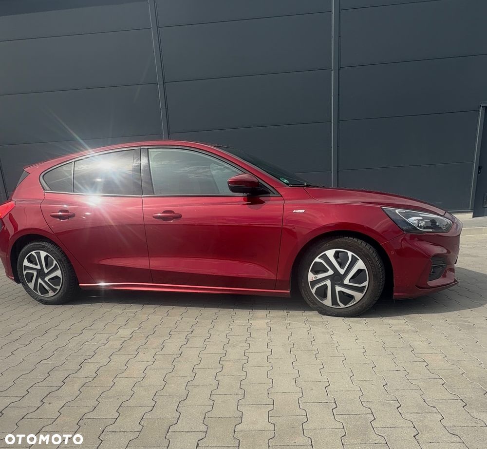 Ford Focus 2.0 EcoBlue STart-Stopp-System ST-LINE - 4