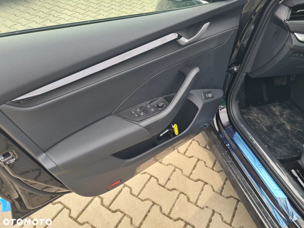 Skoda Octavia 1.5 TSI mHEV Drive Selection DSG - 8