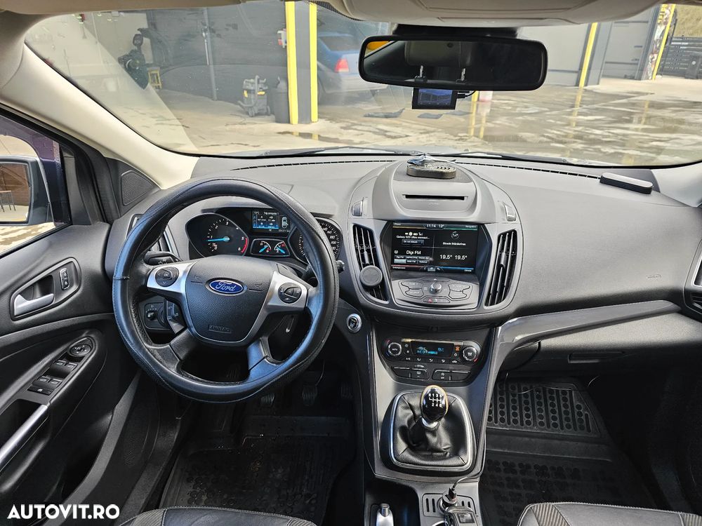 Ford Kuga 2.0 TDCi 4WD Titanium - 5